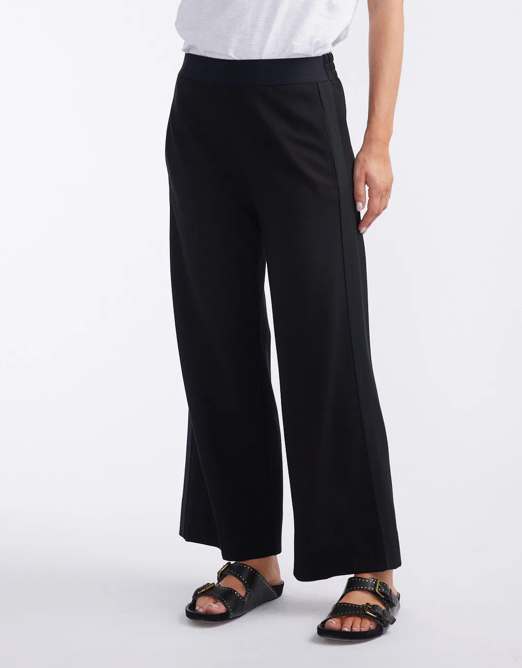 Timeless Spring 7/8 Ponte Pant - Black/Black Stripe